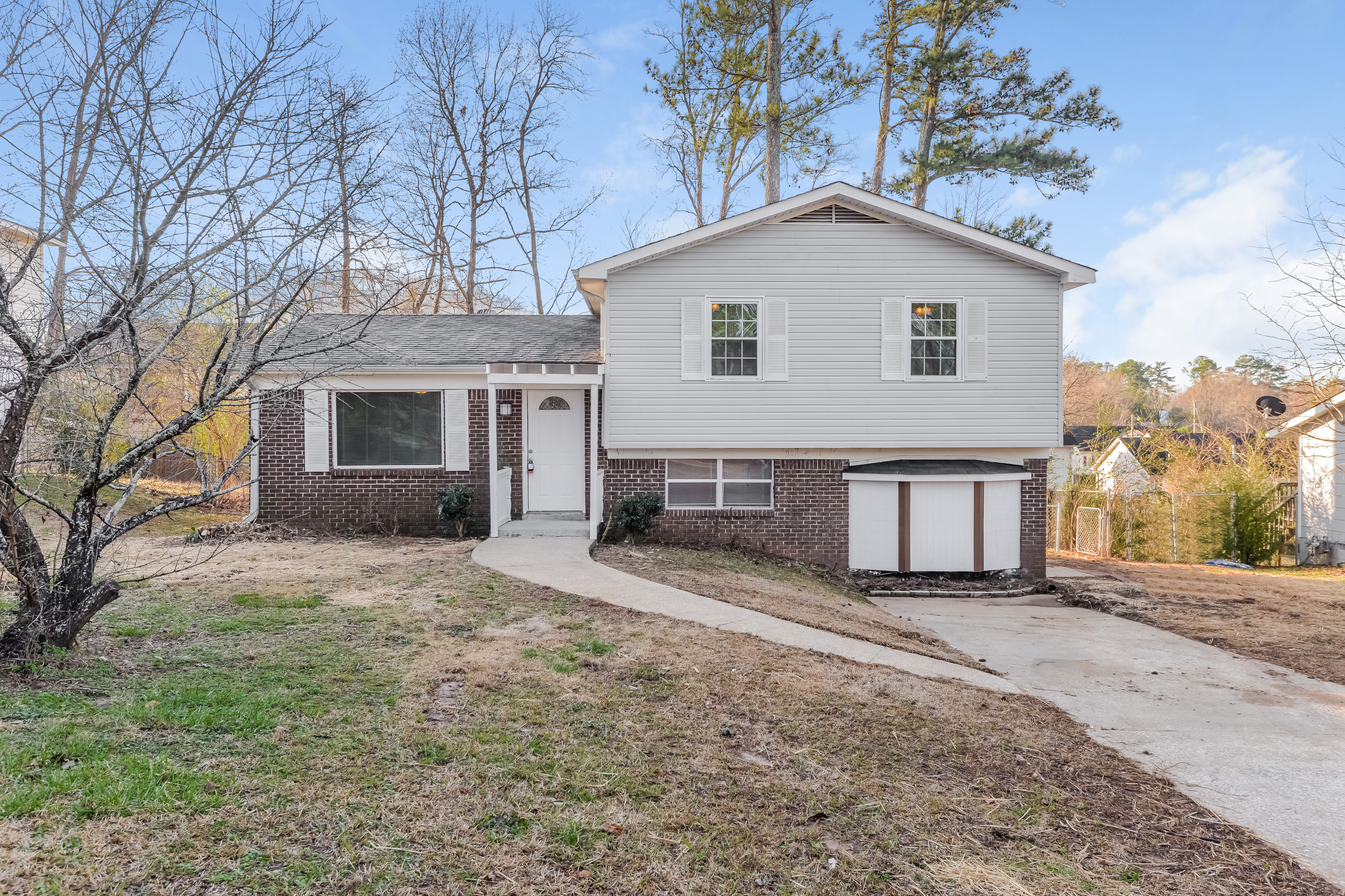 1733 Molly Dr Birmingham, AL 35235